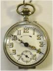 Wekkerhorloge / zakhorloge met wekker, circa 1930. Achterdeksel uitklapbaar om het horloge neer te zetten. Prijs: €.395,-