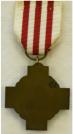 Keerzijde van het Herinneringskruis 1939-1940 in brons van het Nederlandse Rode Kruis. Ingesteld in 1942. Slechts 5424 uitgereikt. 