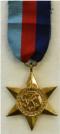 GB: 1939-1945 Star. Campaign medal, uitgereikt voor ten minste 6 maanden operational service. Op naam: 43050 W. Slow. Prijs: .30,-