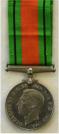 GB: Defence Medal. Uitgereikt voor militaire / civiele verdienste ter ondersteuning van de war effort. Prijs: .22,50