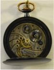 Gunmetal dresswatch zakhorloge. Maker: Tavannes Watch Co. Circa 1930. Wijzerplaat met 24-uursaanduiding. Prachtig geblauwde kast! Prijs: .375,-