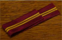 Lint voor miniatuurmedaille Verzetsster Oost-Azi� 1942-1945. Prijs: �.