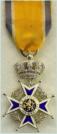 Ridder in de Orde van Oranje Nassau. Zeldzame maker: Koninklijke Begeer. Zilver, ingesteld 1892. Inclusief cassette. Plus oorkonde op naam. Prijs: �.325,-