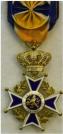Officier in de Orde van Oranje Nassau, vz: Je Maintiendrai. Verguld zilver. In cassette Kanselarij. Originele lint. Prijs: �.375,-