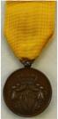 Voorzijde van de Medaille voor Trouwe Dienst bij de Koninklijke Marine. Brons(12 jaar), 37mm. Uitgereikt tussen 1861-1904. Prijs: �.45,-