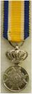 Eremedaille Orde van Oranje Nassau zilver draagminiatuur, diameter 13,2mm. Prijs: �.40,-