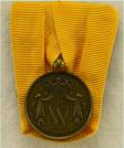 Medaille voor Trouwe Dienst bij de Koninklijke Landmacht in brons (12 jaar). Periode koningin Beatrix. Diameter 27mm. Leverancier: Van Wielik. Prijs: �.27,50