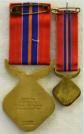 Bondsmedaille voor meerjarig lidmaatschap Bond van Nederlandse Militaire Oorlogs- en Dienstslachtoffers. Ingesteld 1955. Voor 50-jarig lidmaatschap. Inclusief cassette en miniatuur. Maker: Koninklijke Begeer. Prijs: �.50,-