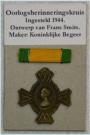 Oorlogsherinneringskruis (OHK), ingesteld 1944. Ontwerp van Frans Smits. Gemonteerd met baton. Prijs: �.25,- 